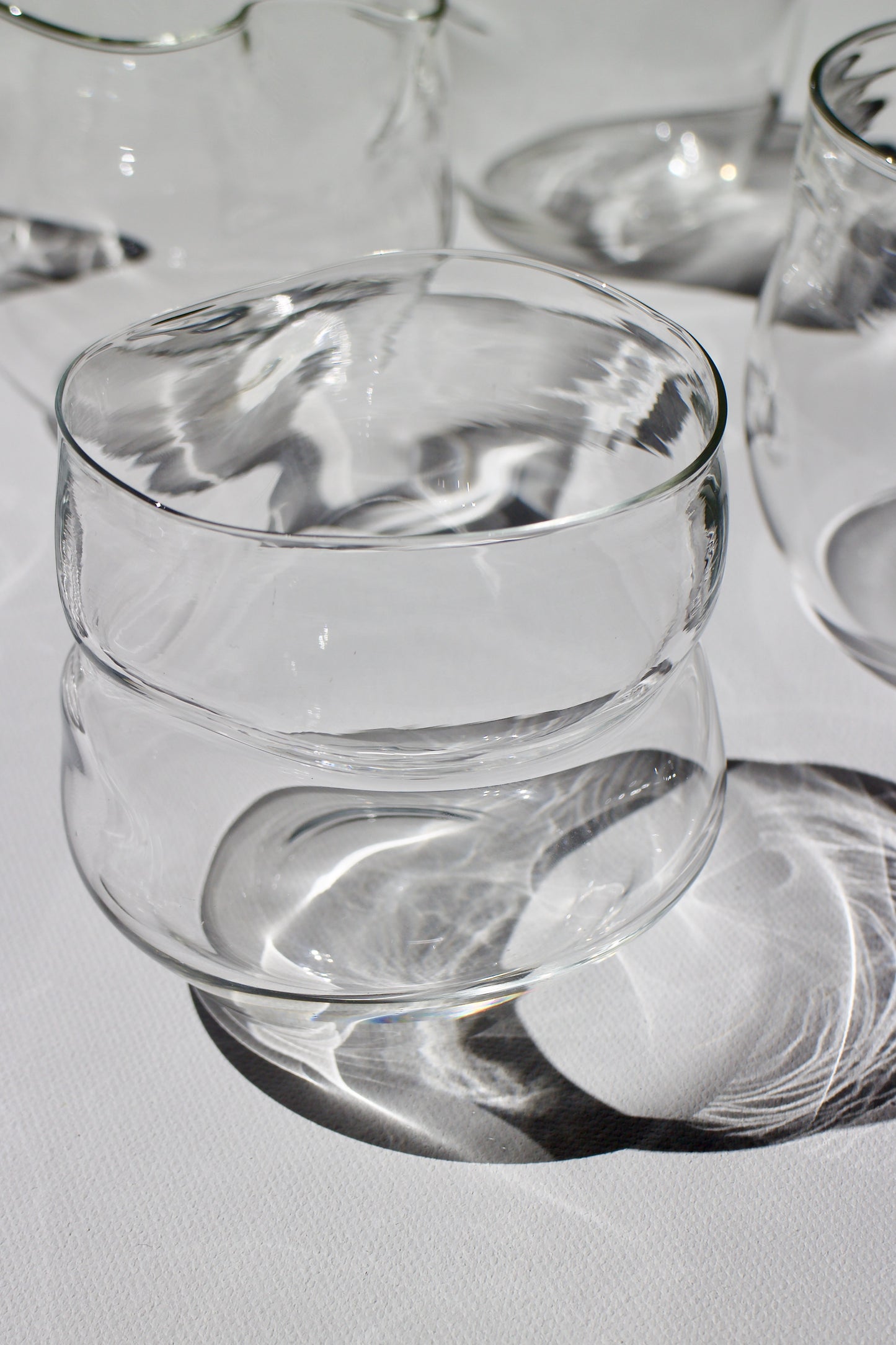 Curvy Drinking Glass 01 – Transparent