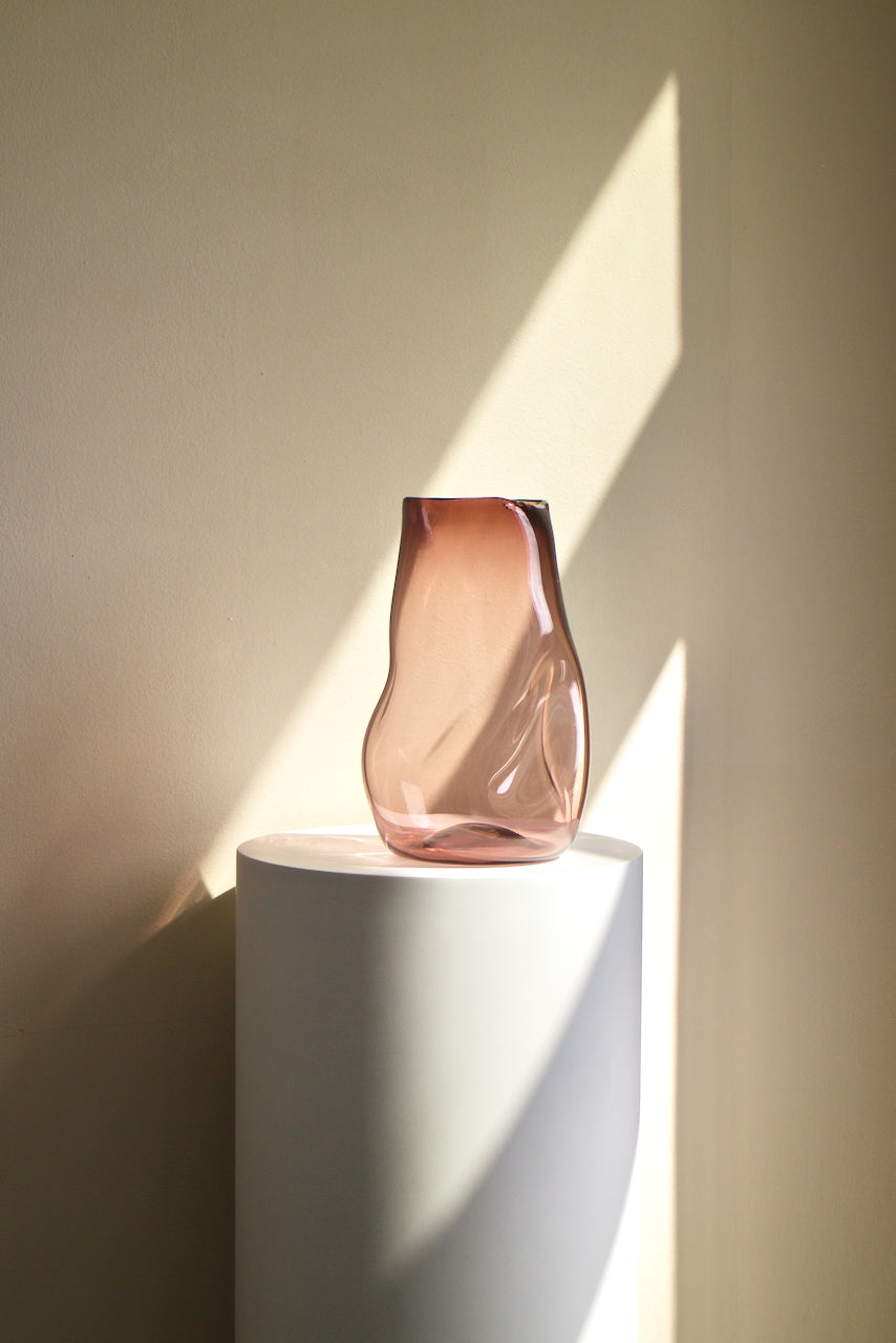 Wavy Colour Gradient Glass Vase – Pale Purple